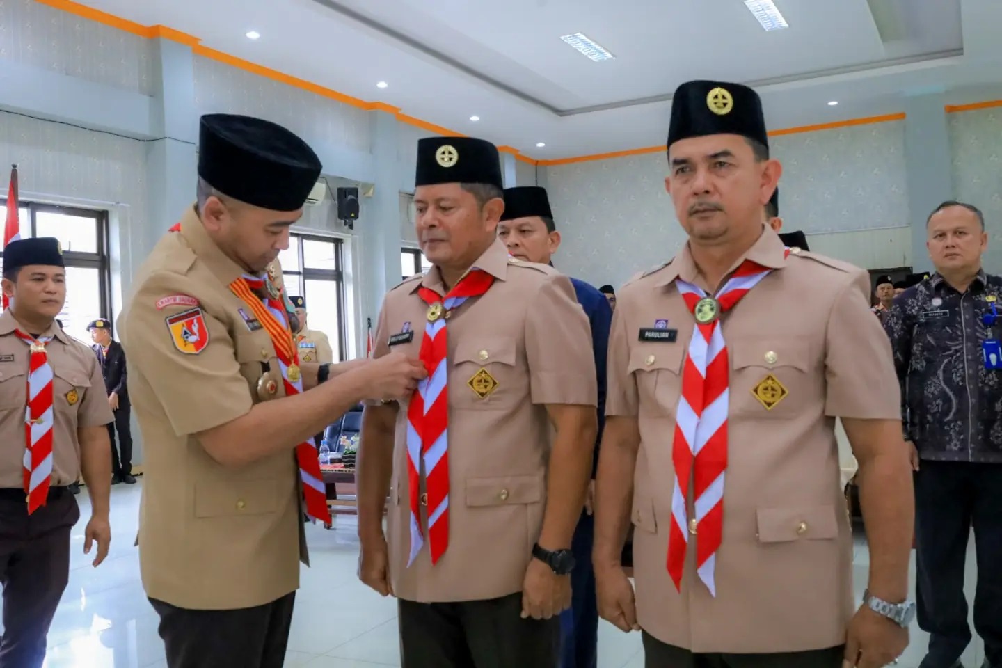 Bupati Pasaman, Welly Suhery saat dikukuhkan Ketua Garda 03 Sumbar, Audy J